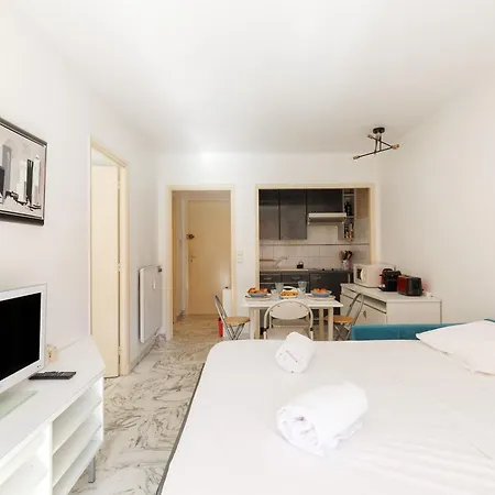 Upstays Cosy T2 32m2 With Terrace And Ac Apartment *